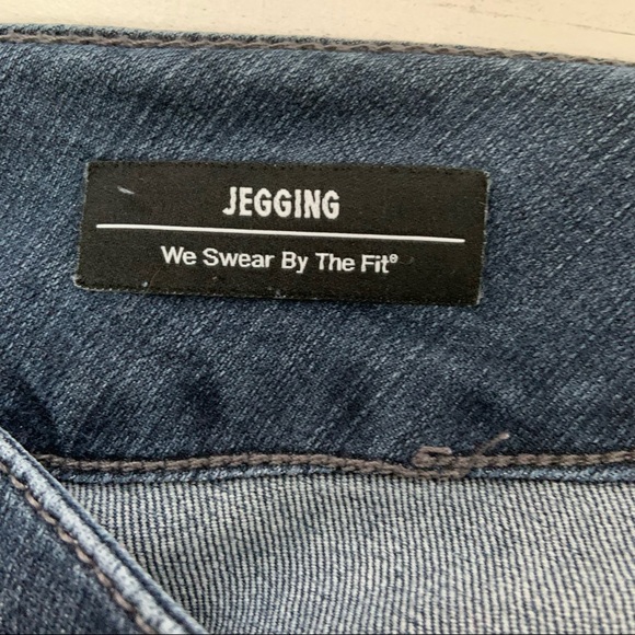 TORRID Blue Denim Jegging Jeans Size 22 - Picture 4 of 7